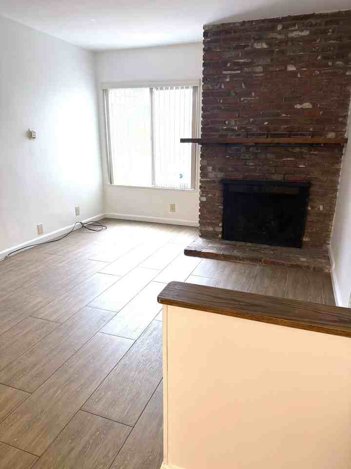 116 Quincy Ave #A - Photo 3 of 12