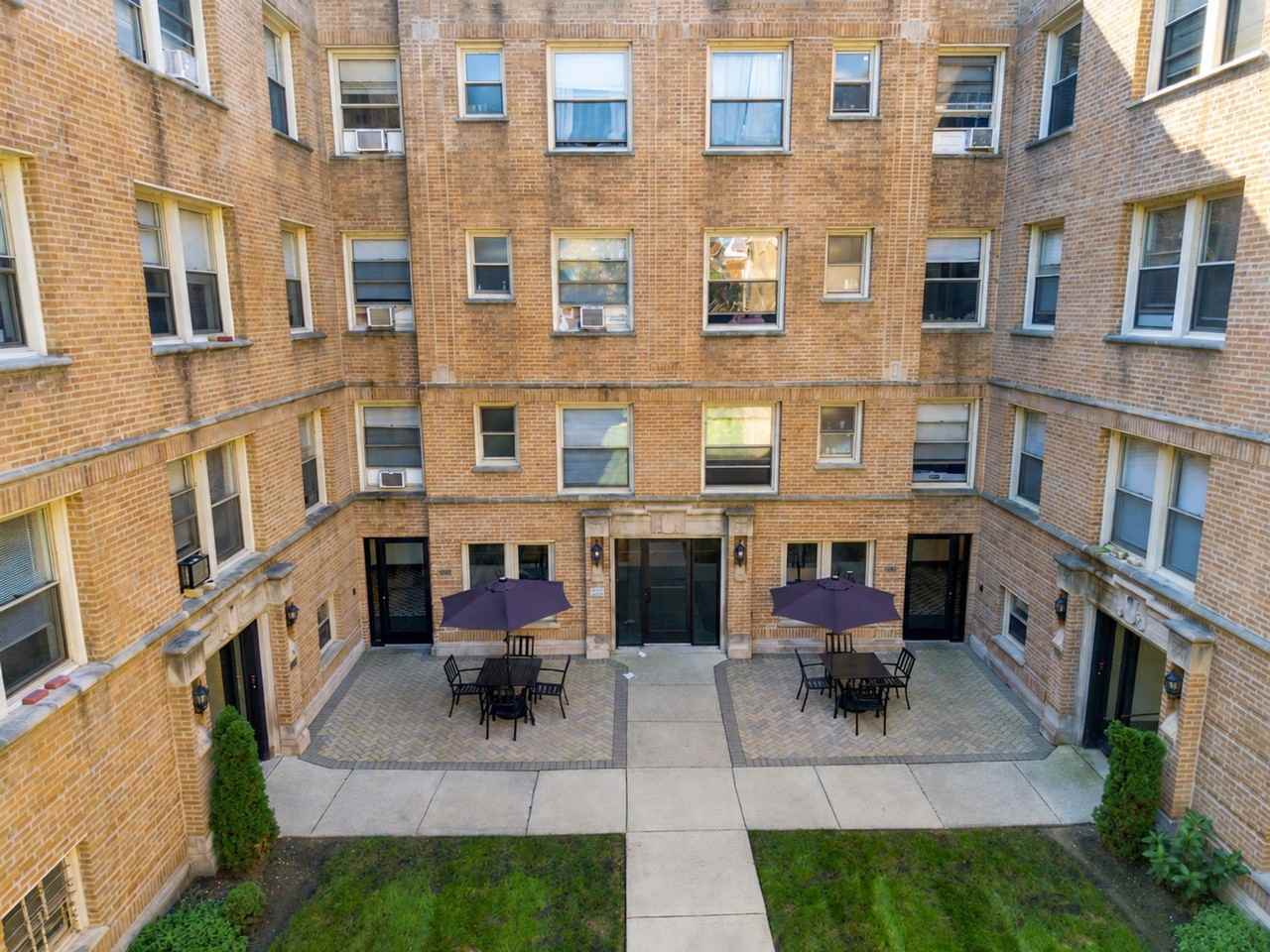 The Chase Court - Photo 5 of 33