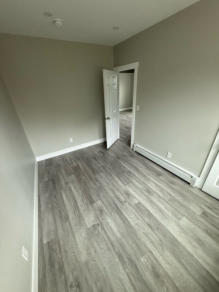 217 High Street3rd floor #3 - Photo 3 of 12