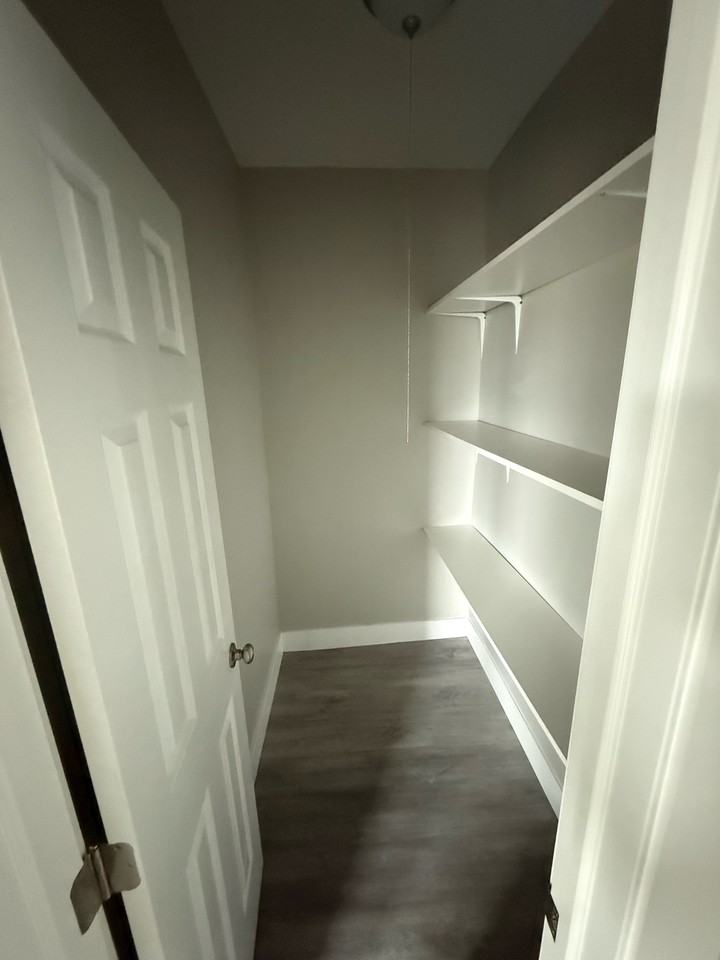 217 High Street3rd floor #3 - Photo 6 of 12