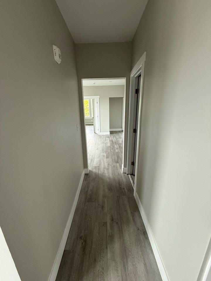 217 High Street3rd floor #3 - Photo 7 of 12