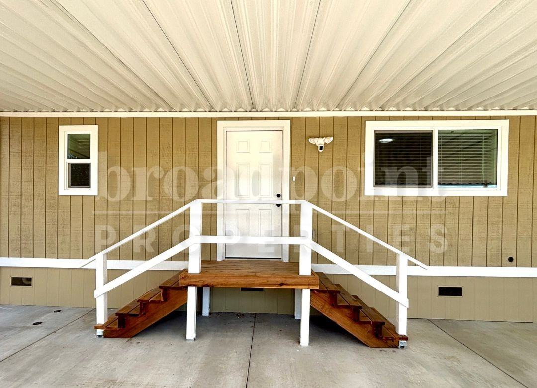 3122 Reed Rd #A - Photo 3 of 10