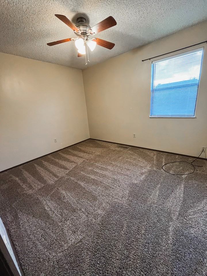 4335 S Glenn Ave #A - Photo 2 of 6