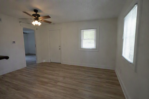 610 S New Ave #1 - Photo 2 of 3