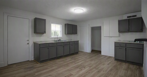 610 S New Ave #1 - Photo 3 of 3