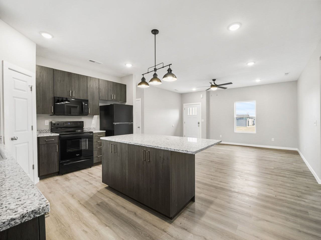 630 E Forest St #1 - Photo 7 of 19