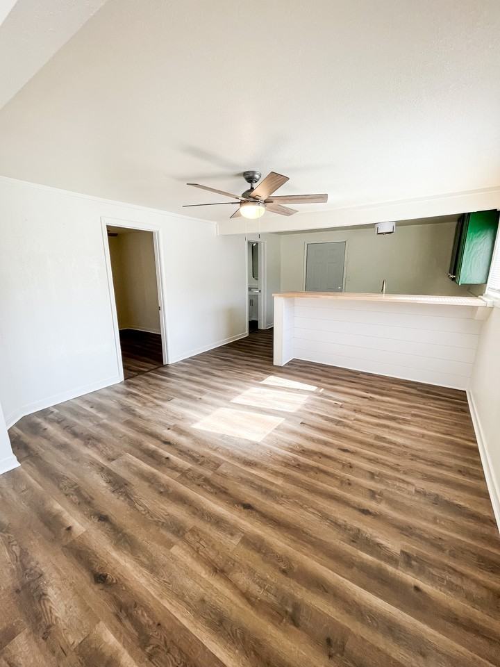 1720 N Golden Ave #1 - Photo 4 of 13