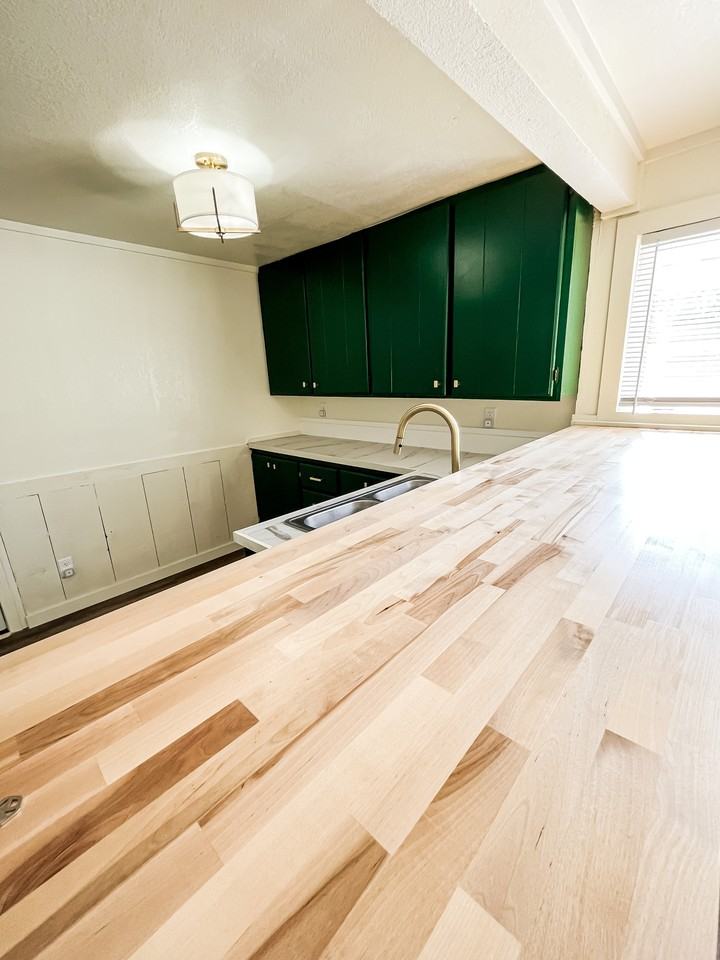 1720 N Golden Ave #1 - Photo 5 of 13