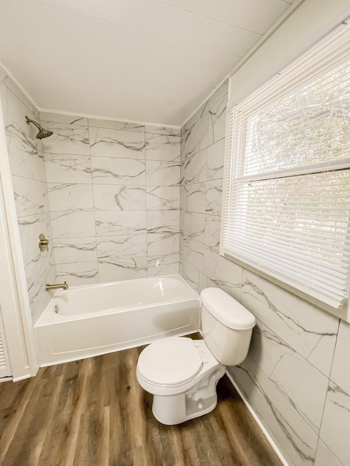 1720 N Golden Ave #1 - Photo 7 of 13