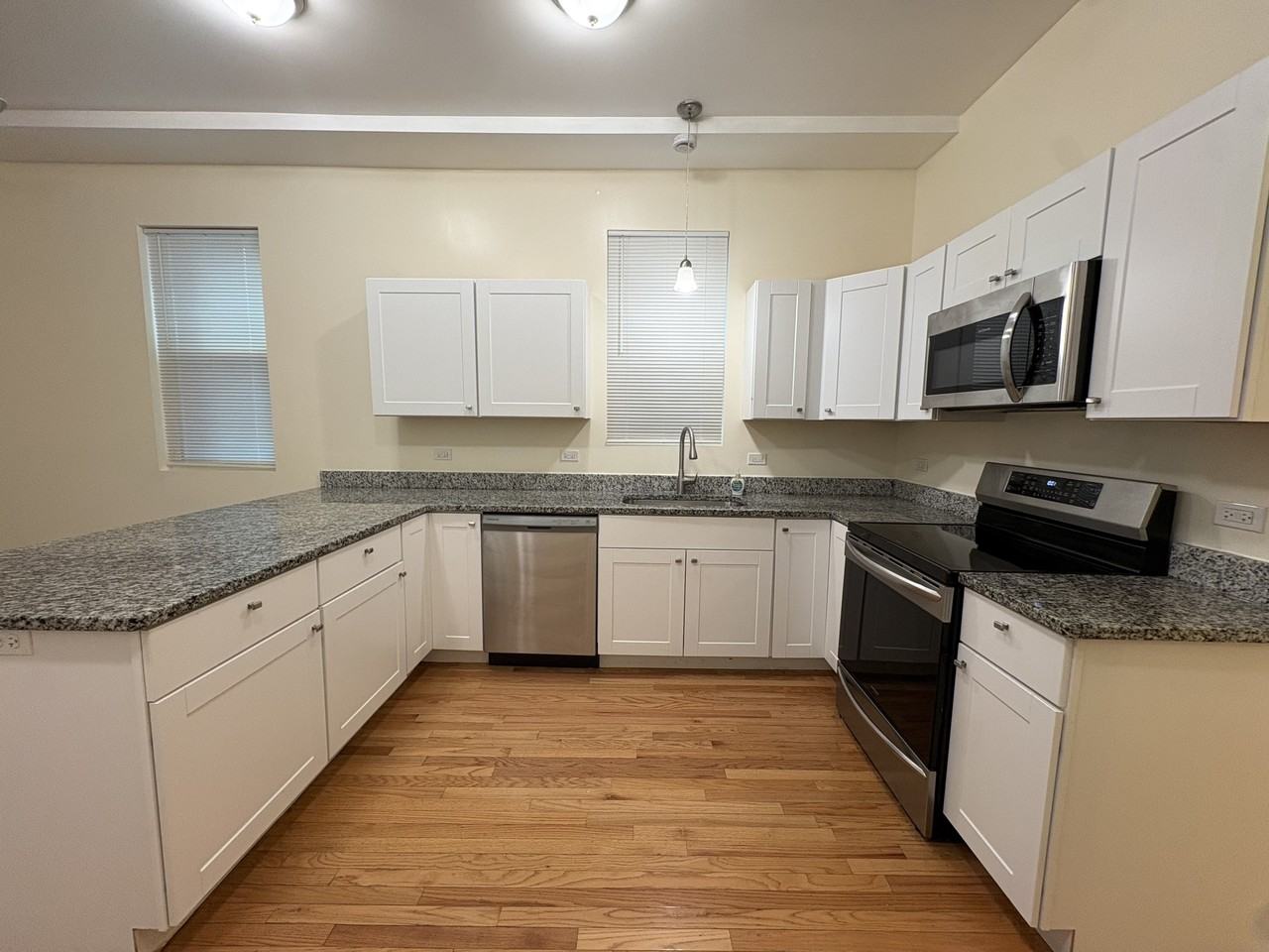 6619 S Drexel Ave #1 - Photo 2 of 11