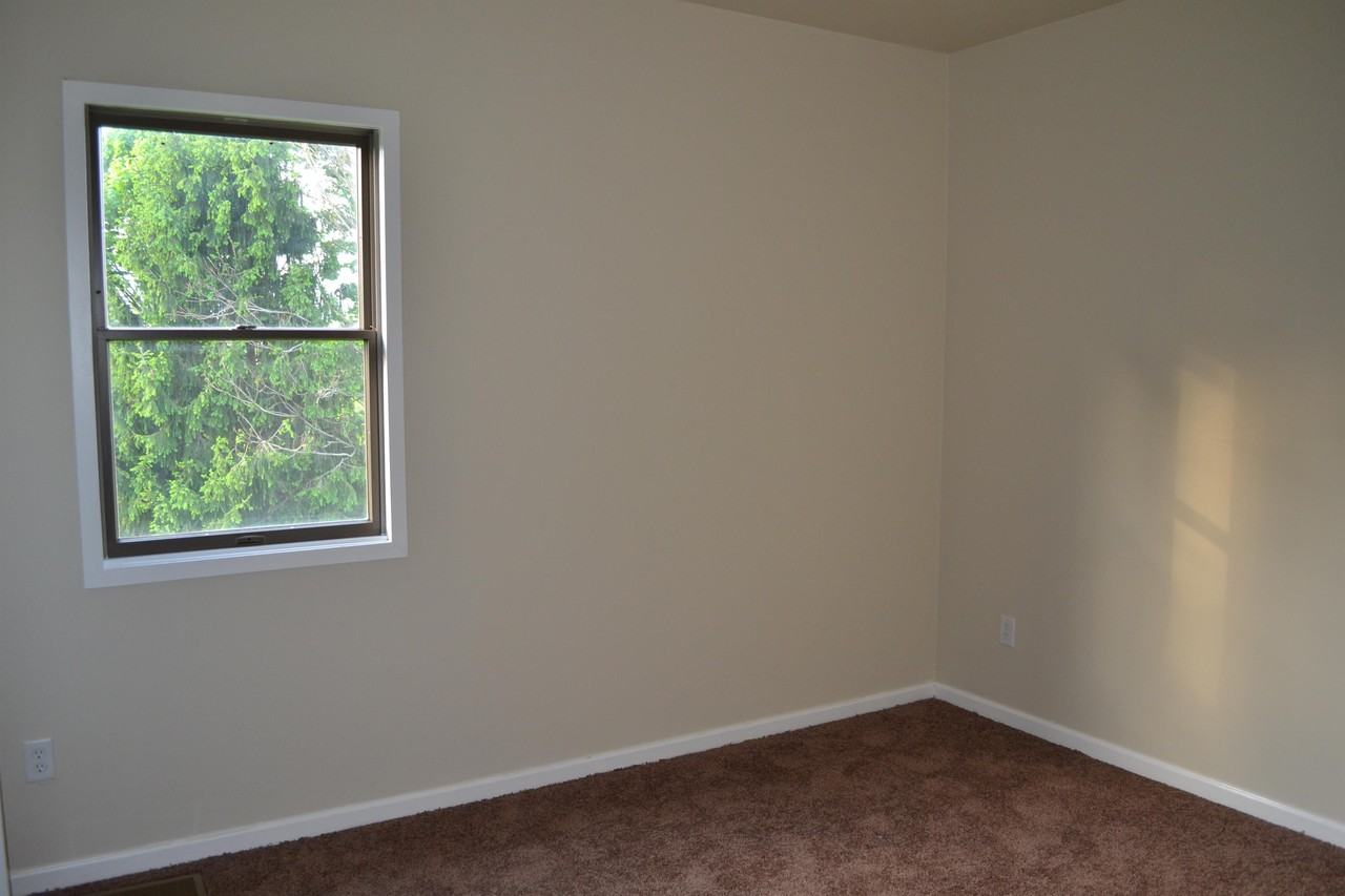 4297 7th Street Road - D - D #D - Photo 6 of 8