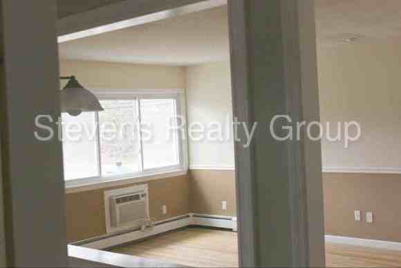 4 Fishkill Glen - Photo 2 of 11