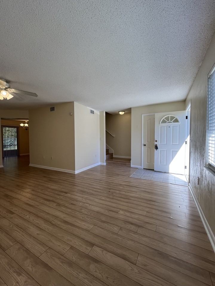 501 SW 75th A14 - . - Photo 4 of 21