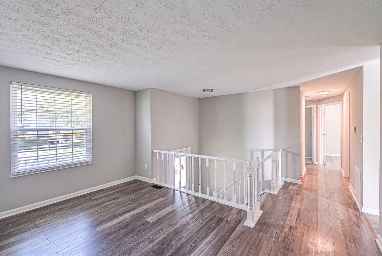 12174 Glencrest Ct #1 - Photo 3 of 34