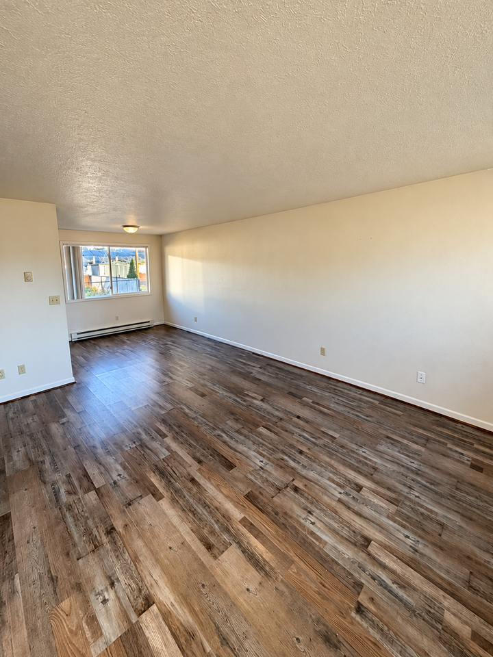 395 Dianne Ct #395DIANNE - Photo 3 of 9