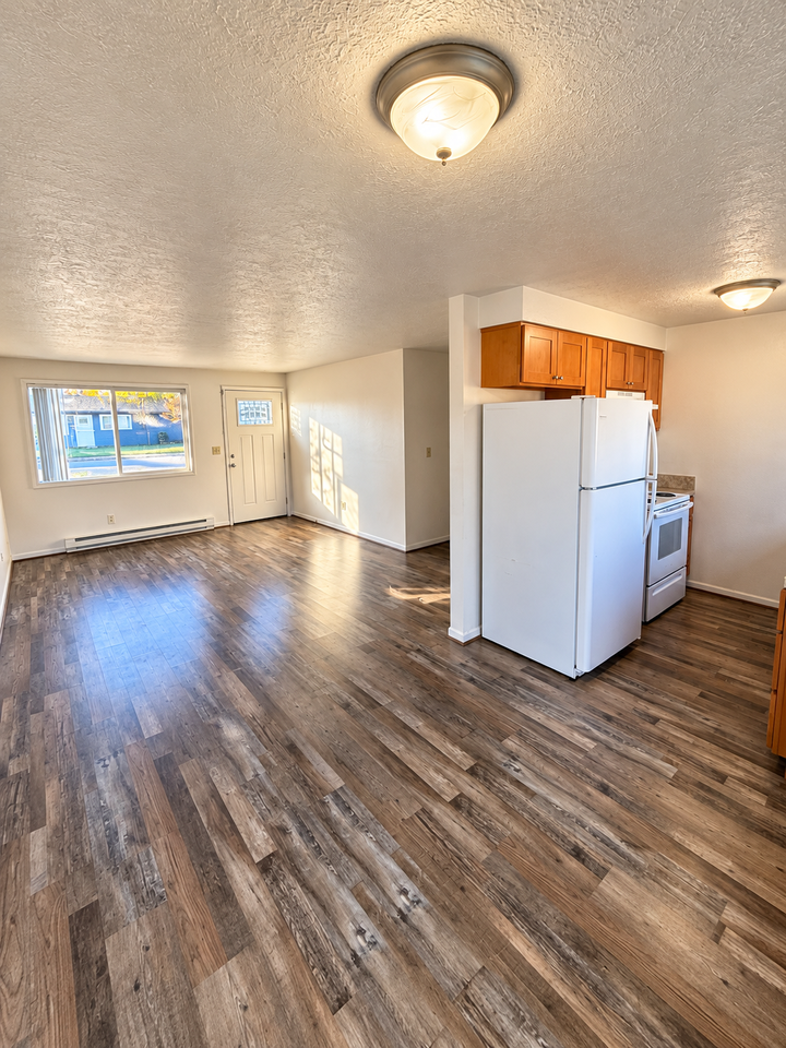 395 Dianne Ct #395DIANNE - Photo 4 of 9