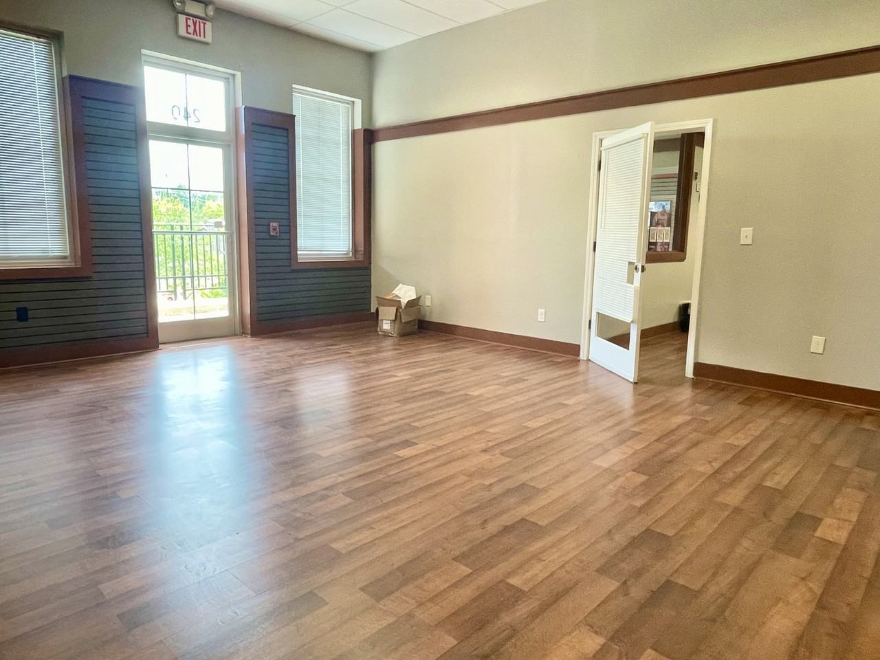 10230 Berkeley Place Dr #240 - Photo 4 of 13