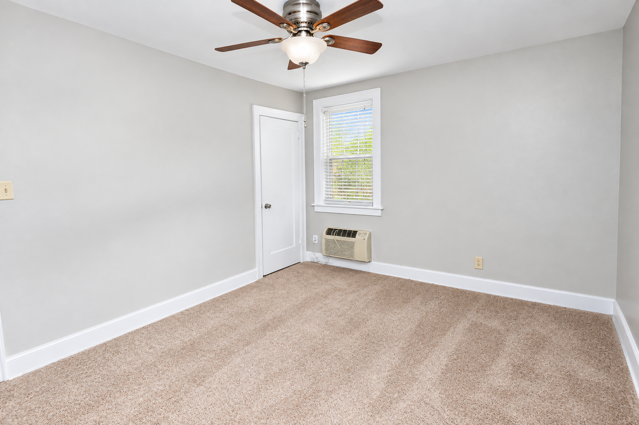 2907 VOELKEL AVENUEAPT 3 #3 - Photo 5 of 7