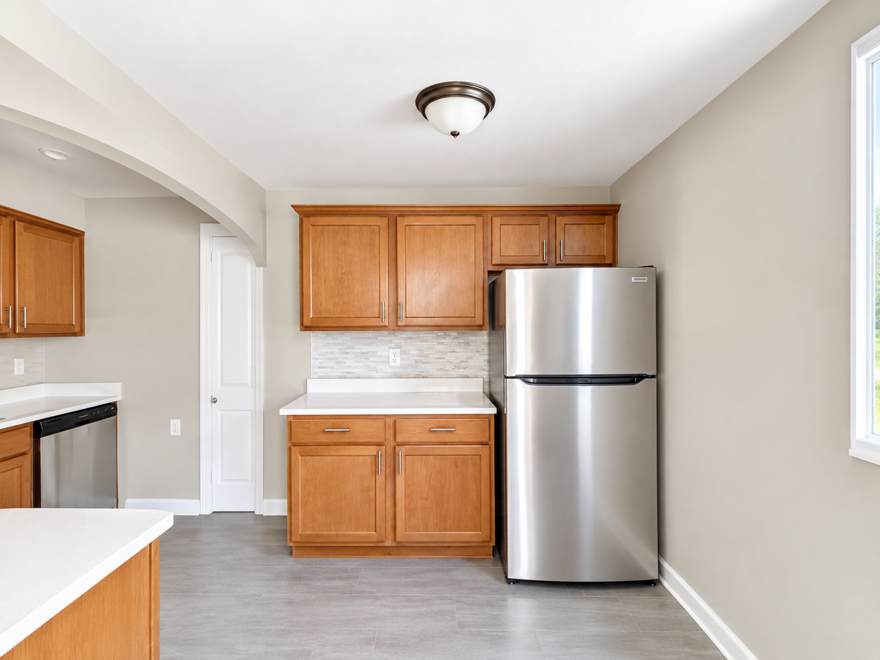 32 32 SHADY DRIVE WESTAPT 2 #2 - Photo 3 of 5