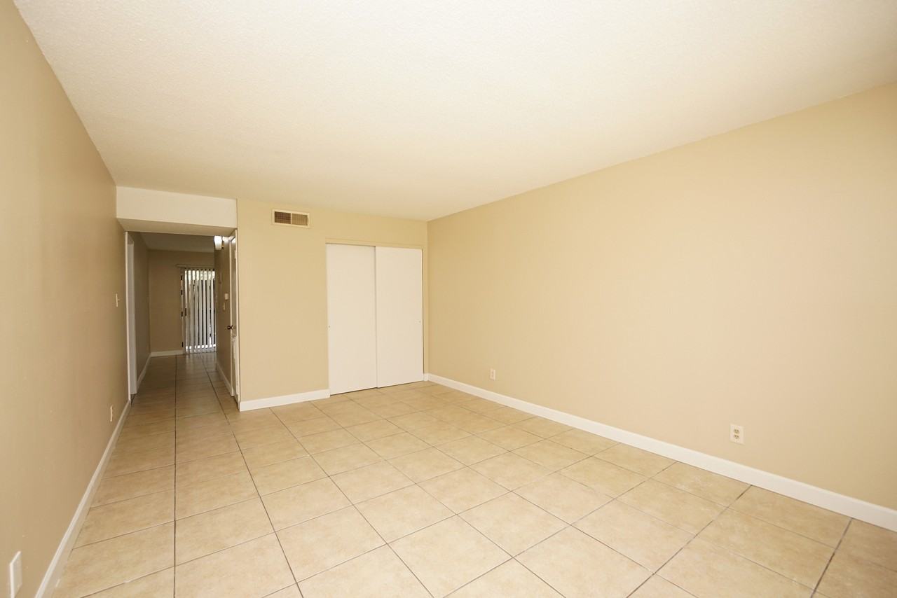 210 Pelham Road - 1Unit 107A #1 - Photo 5 of 22