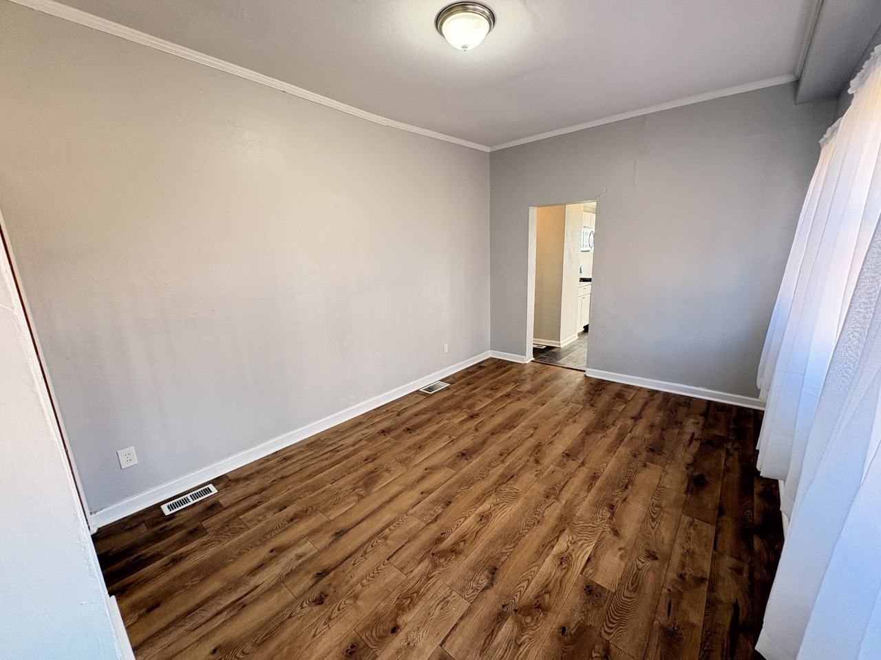 1409 Mccausland Ave #1F - Photo 7 of 24