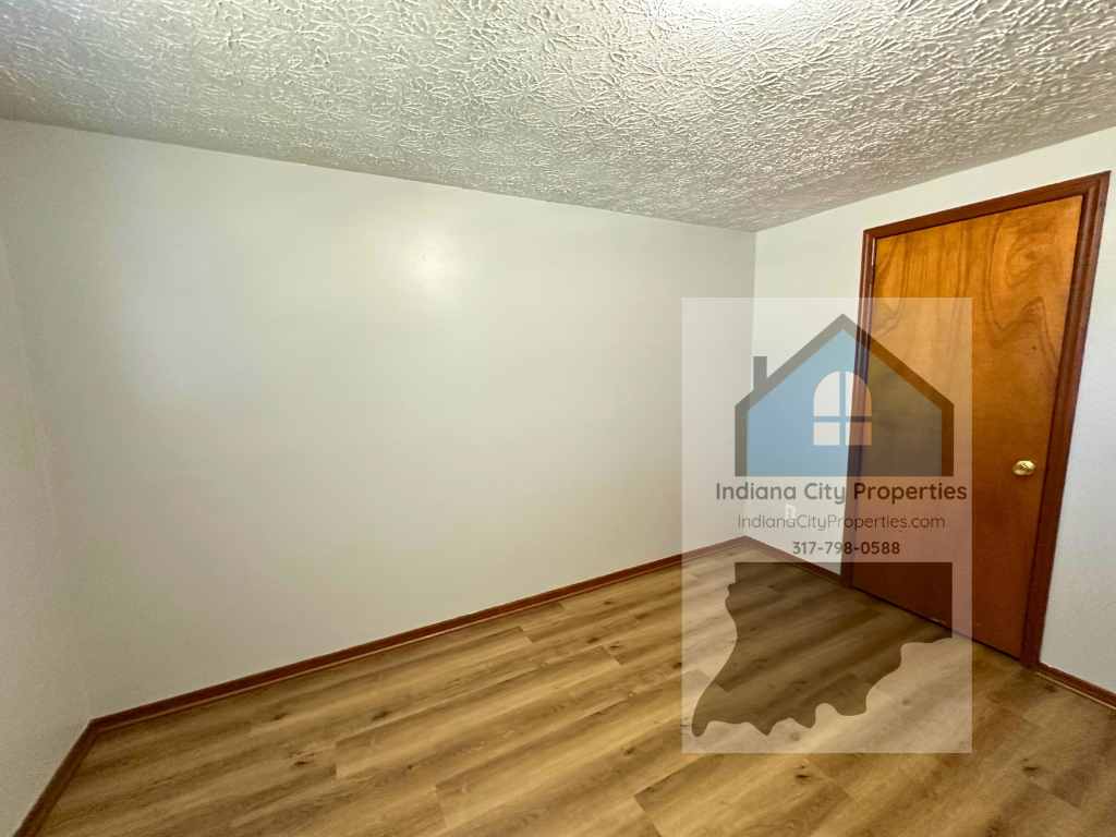 579 South Home AvenueUnit 3 #579-3 - Photo 5 of 7