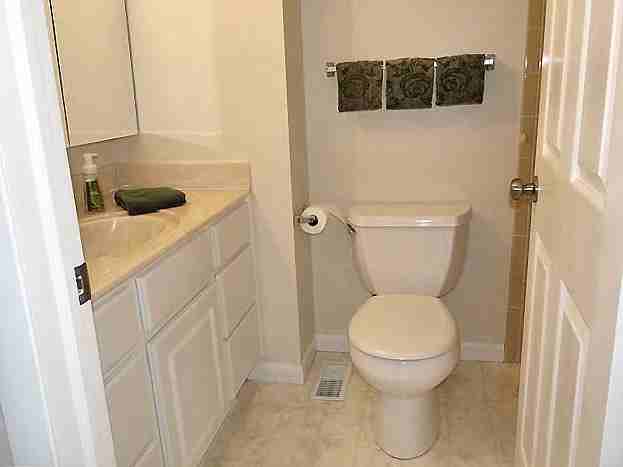 611 Academy Ct #1 - Photo 7 of 12