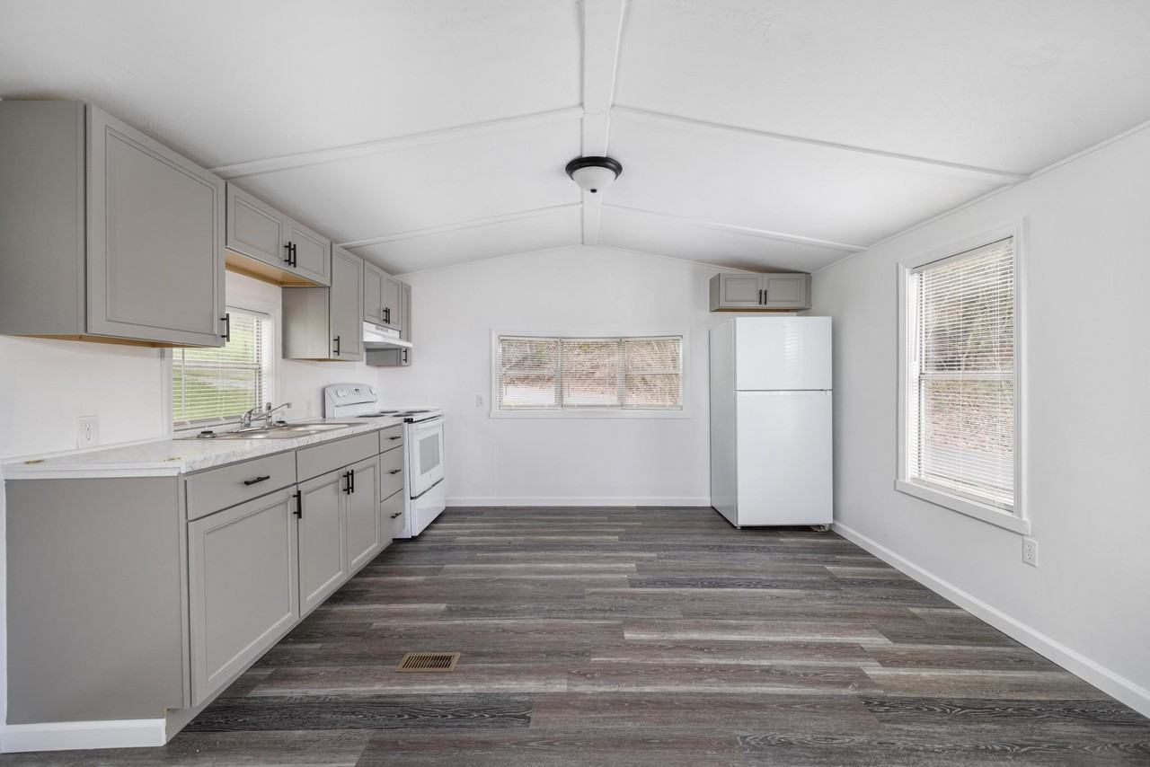 141 Renfro Rd #1 - Photo 3 of 11