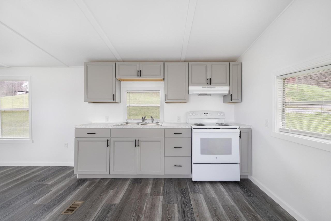 141 Renfro Rd #1 - Photo 4 of 11