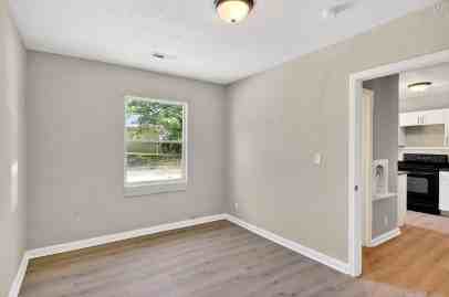 423 Carver Ln #423 - Photo 2 of 19