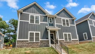Newly Built! 5 Bedroom, 5 Bathroom Duplex Townhome! Great for a Group of 10! - Photo 1 of 1