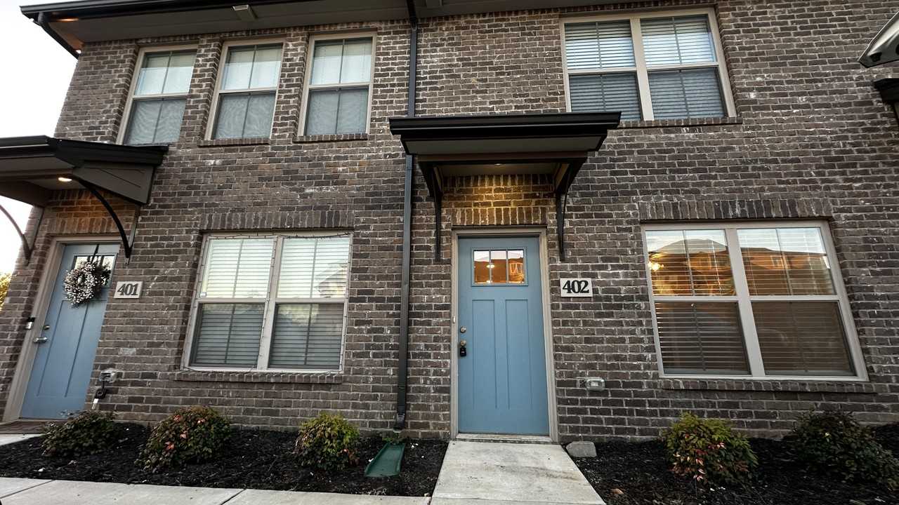 1000 Henry Place Boulevard - 1Unti 402 #1 - Photo 3 of 26