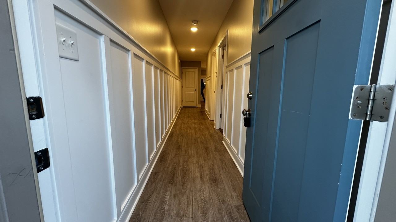 1000 Henry Place Boulevard - 1Unti 402 #1 - Photo 5 of 26