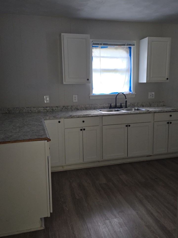 98 Skyline Dr #1 - Photo 7 of 8