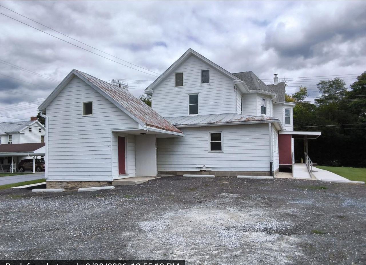 16134 Hanover Pike - Photo 2 of 41