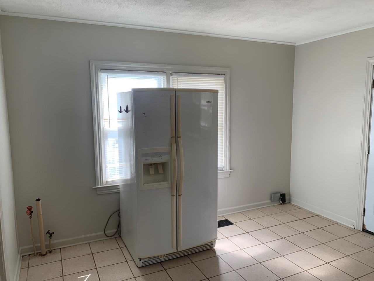 129 Courtland St - Photo 4 of 11
