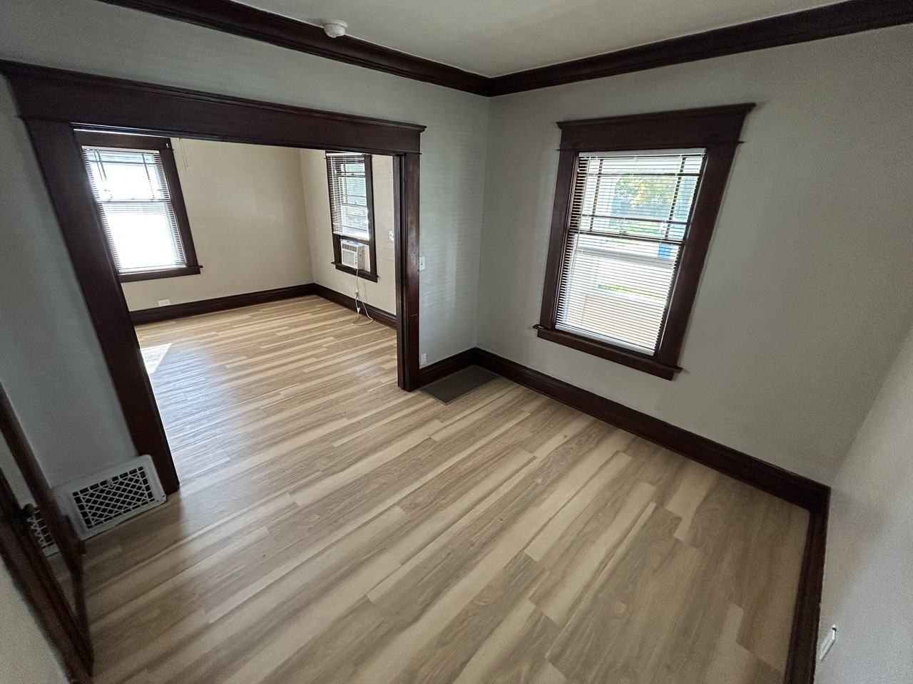 1316 Vermont Ave #1 - Photo 3 of 10