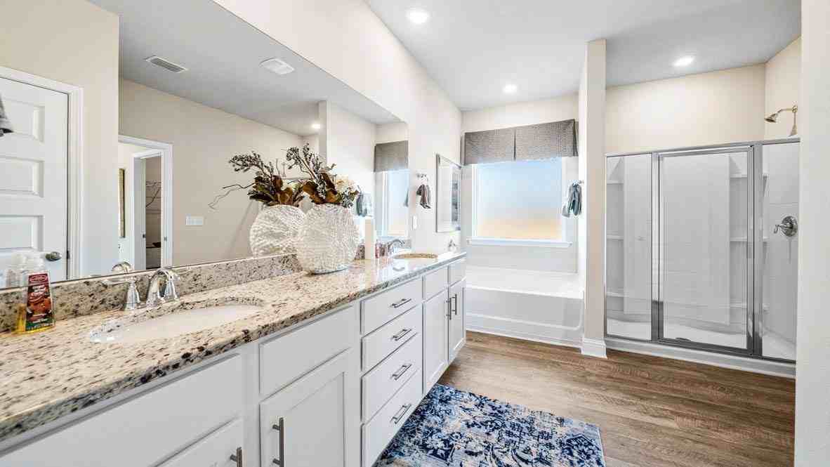468 Apollo Ave #1 - Photo 6 of 10