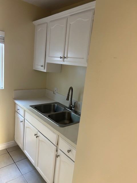 640 E Imperial Hwy - 640 1/2 #640-1-2 - Photo 4 of 8