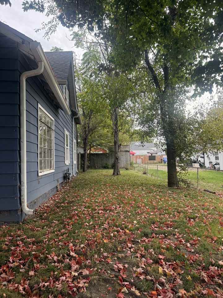 602 Ruddle Ave #1 - Photo 4 of 21