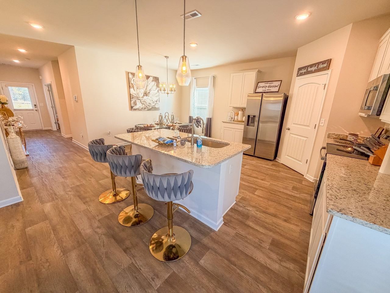 3204 Emberly Dr #1 - Photo 4 of 36
