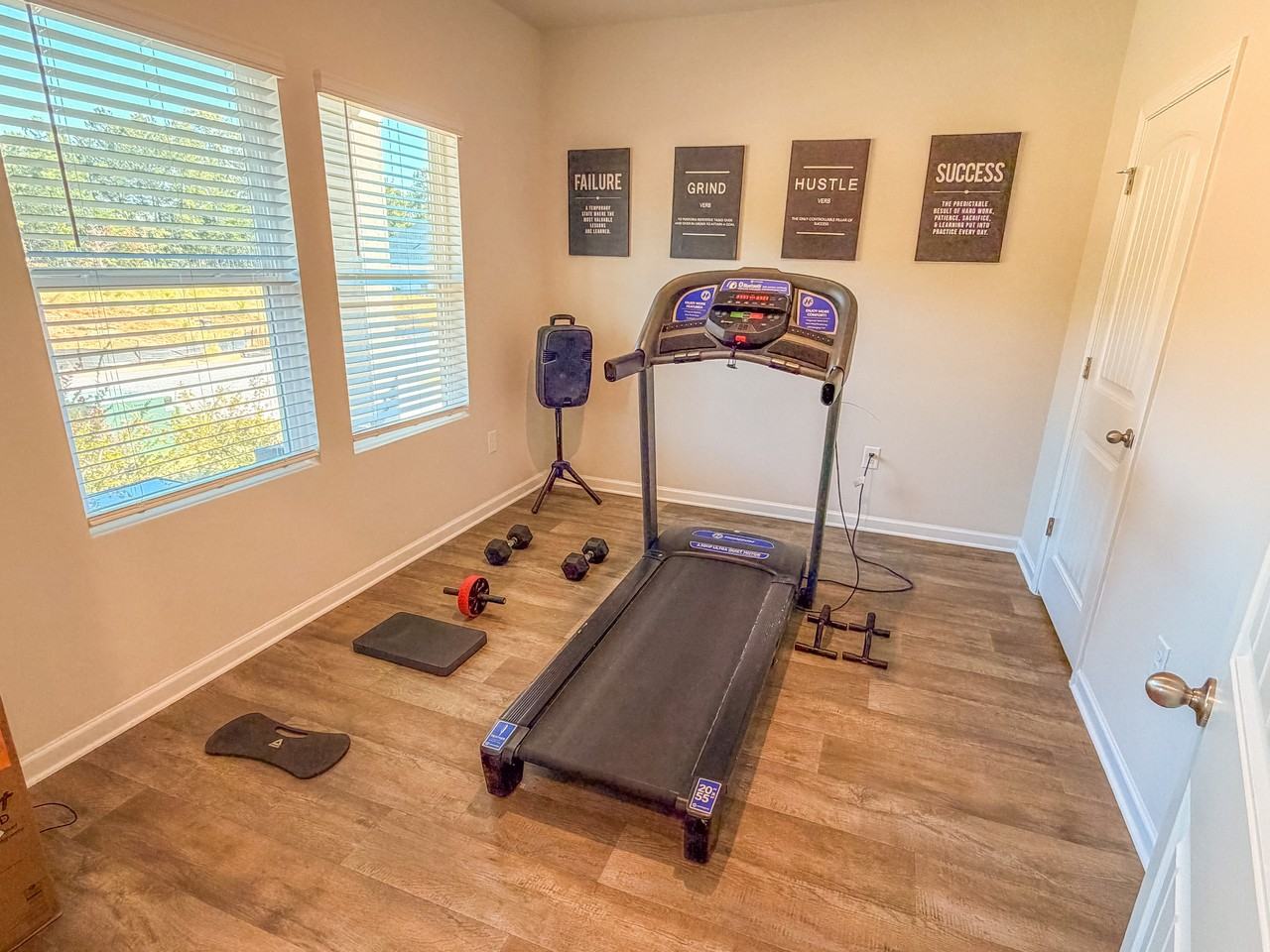 3204 Emberly Dr #1 - Photo 7 of 36
