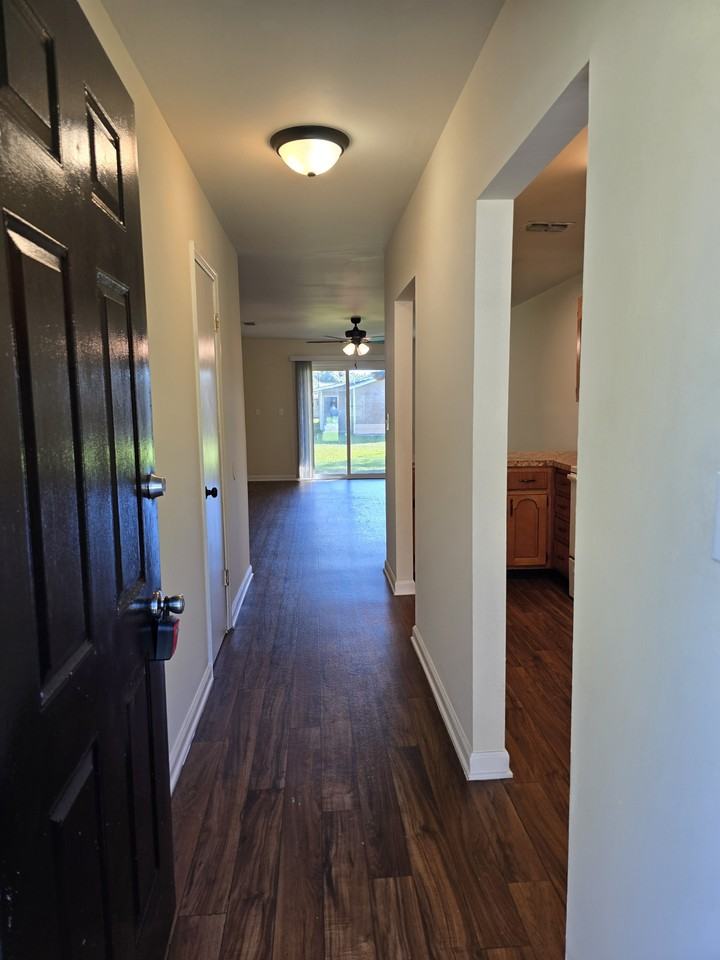 413 S East St #1 - Photo 5 of 21