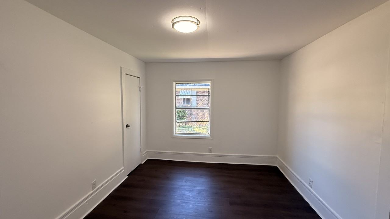309 60th St #1 - Photo 6 of 10
