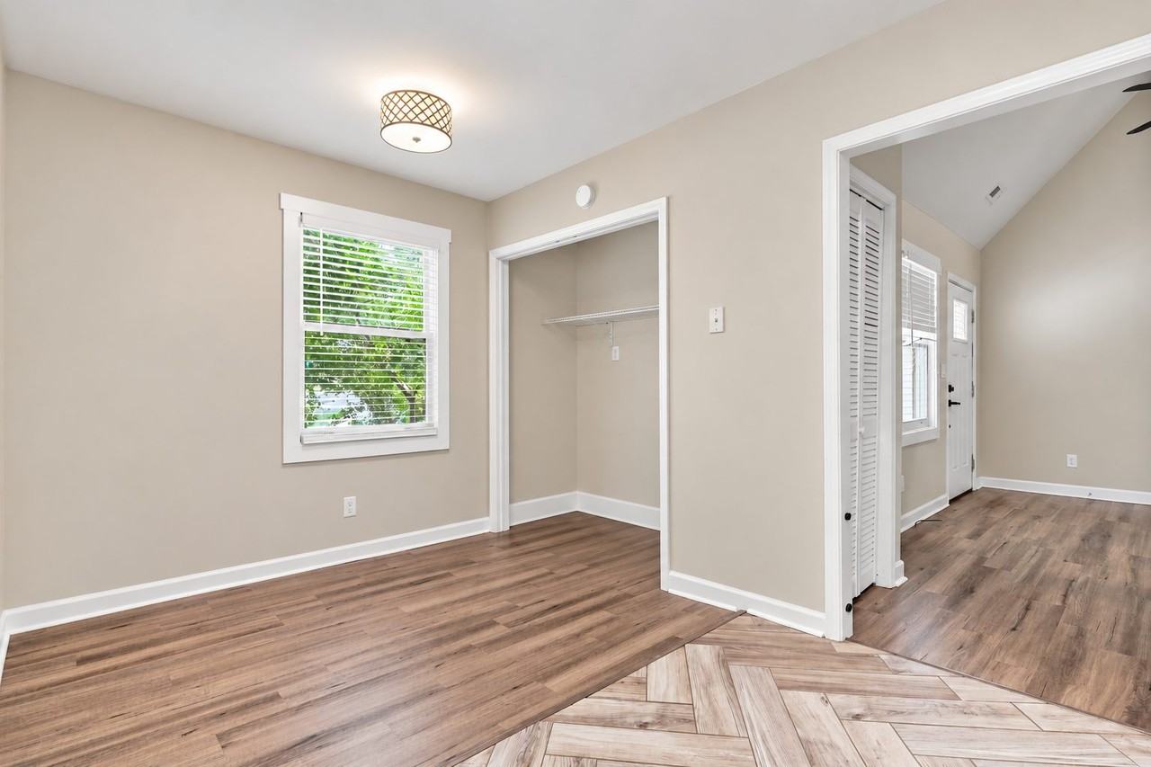 598 Frasier St Se #1 - Photo 5 of 7