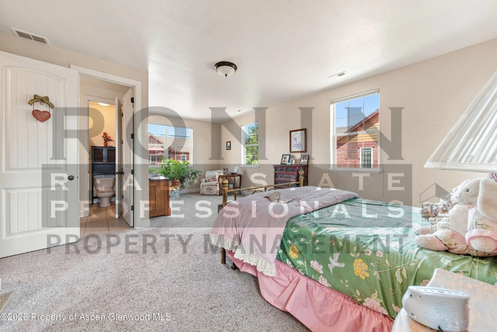 200 Whitehorse Dr #1 - Photo 4 of 13