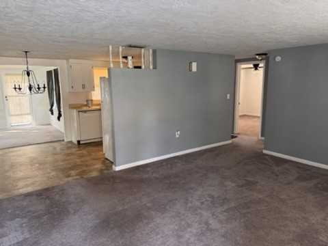 105 S Lincoln Ave #1 - Photo 2 of 11