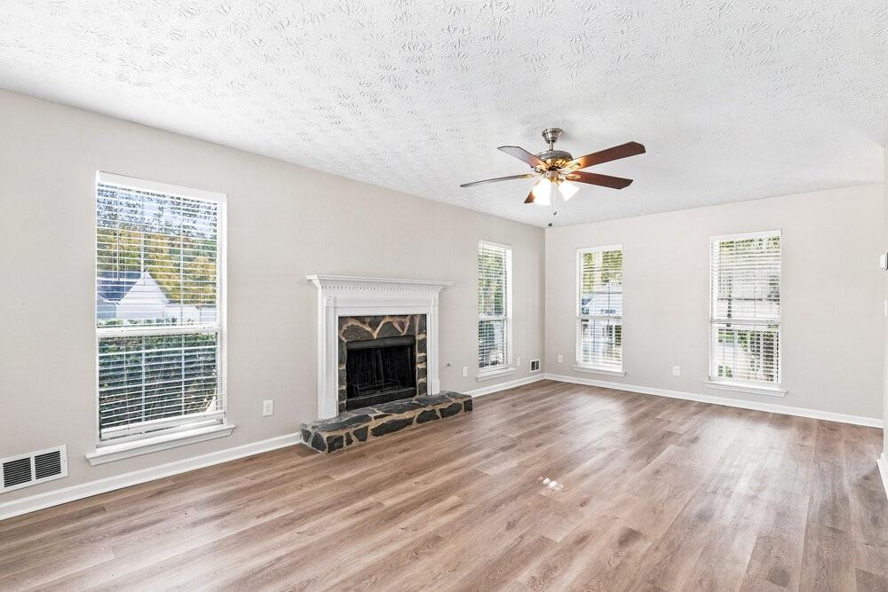 12210 Cypress Ln - Photo 6 of 14