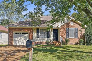 129 Agee Cir E - Photo 1 of 1