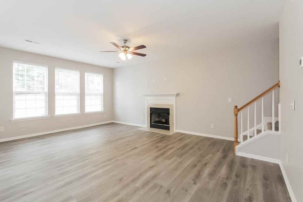 13426 Ada Ct - Photo 5 of 16